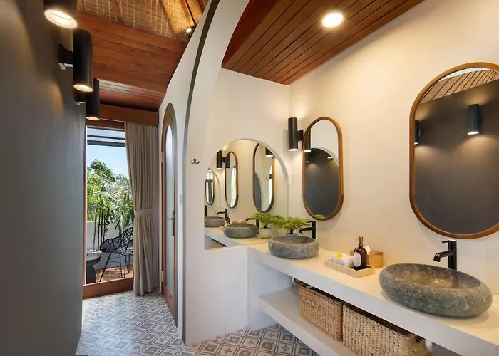Gorgeous 6 Beds, 14 Pax In The Heart Of *