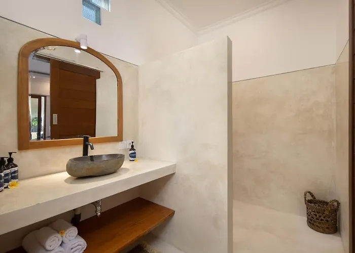 Gorgeous 6 Beds, 14 Pax In The Heart Of ヴィラ