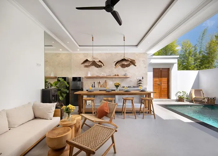Gorgeous 6 Beds, 14 Pax In The Heart Of * スミニャック